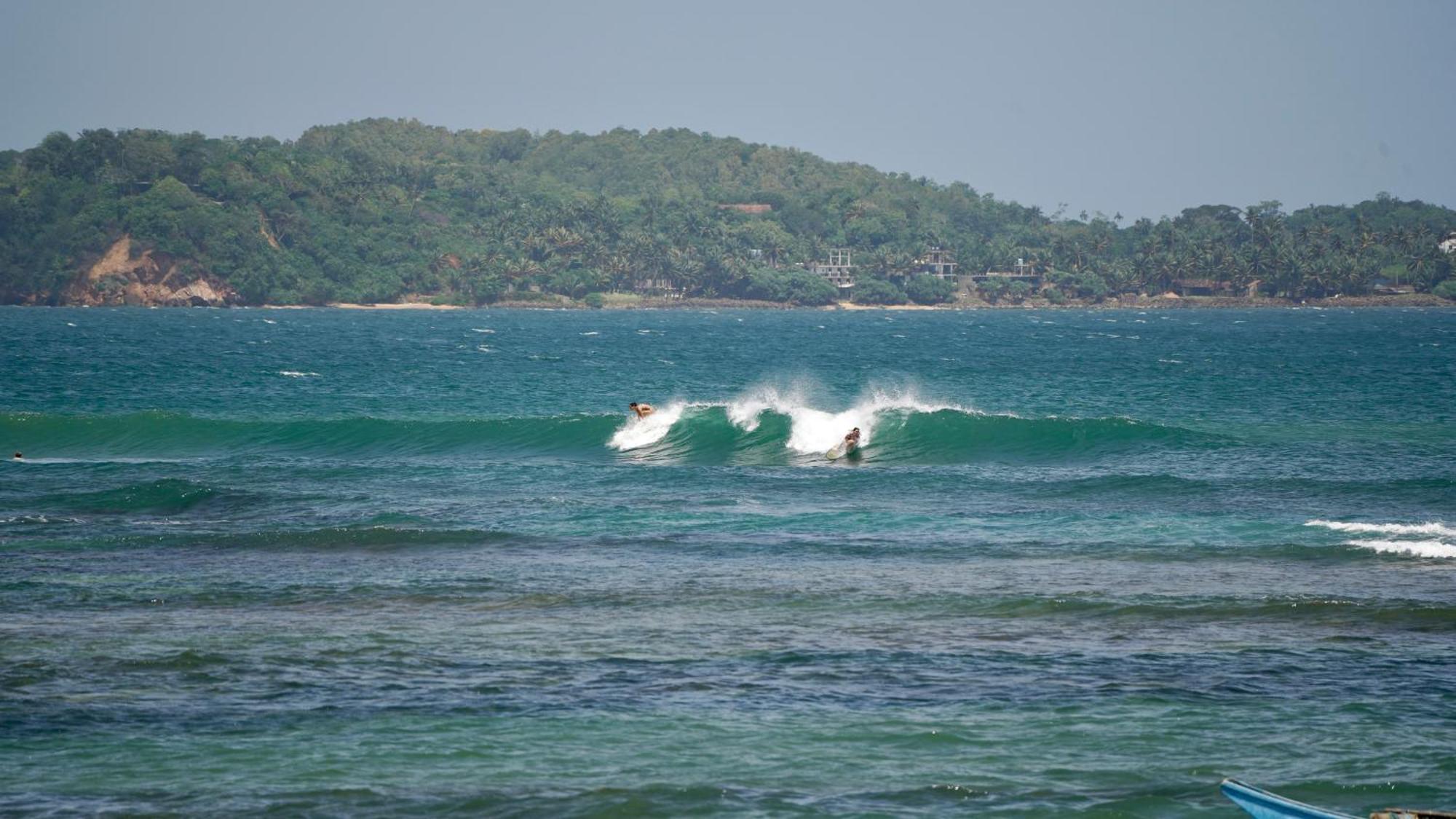 Oceanlife Surf Stay At Horizon Inn Велигама Экстерьер фото