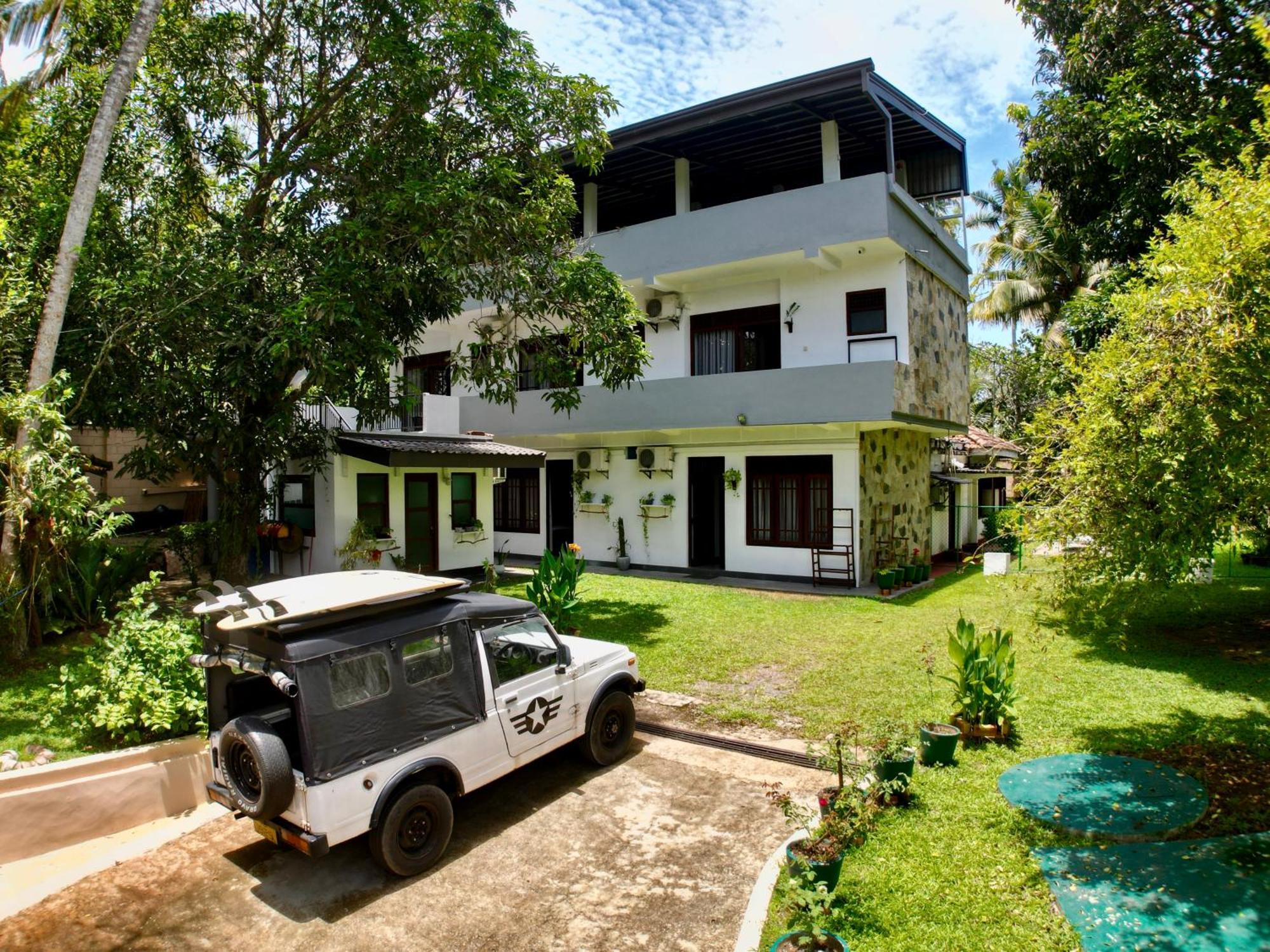 Oceanlife Surf Stay At Horizon Inn Велигама Экстерьер фото