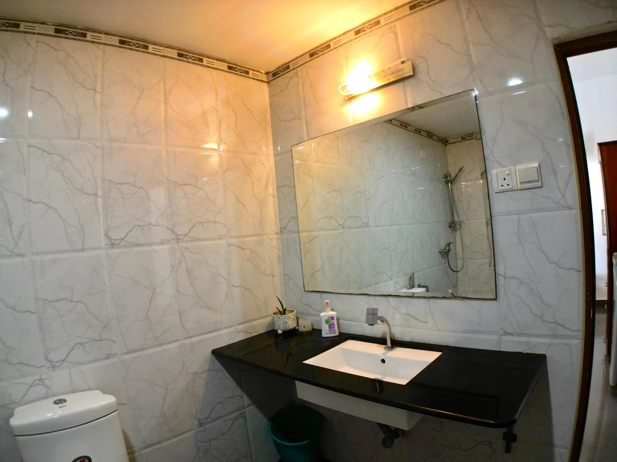 Oceanlife Surf Stay At Horizon Inn Велигама Экстерьер фото