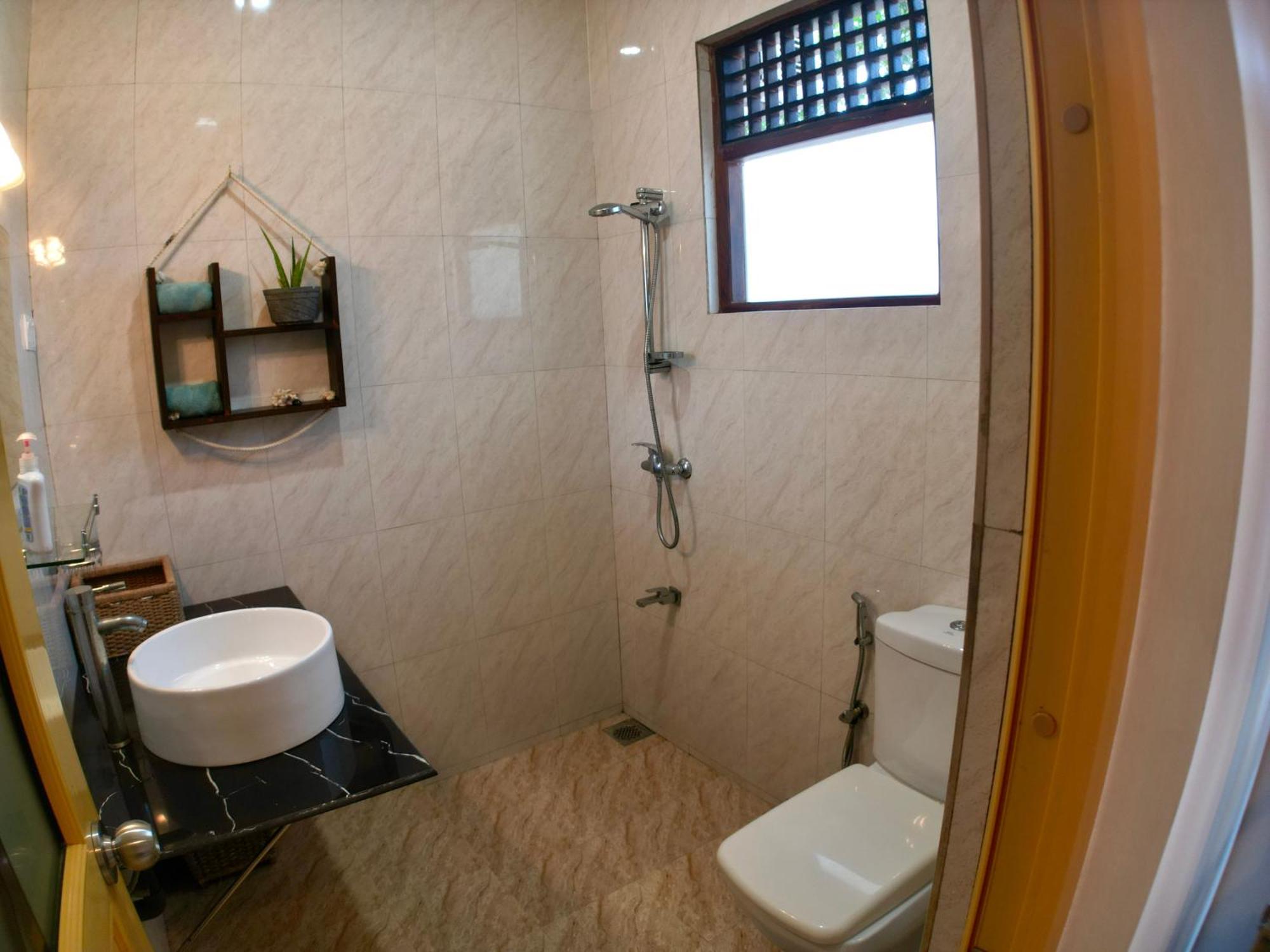 Oceanlife Surf Stay At Horizon Inn Велигама Экстерьер фото