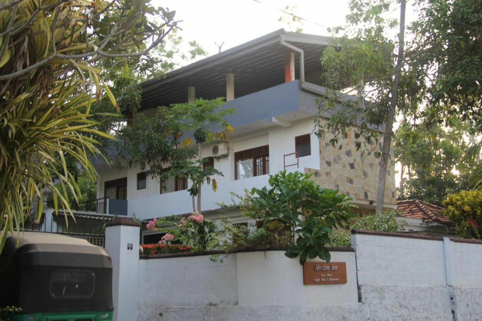 Oceanlife Surf Stay At Horizon Inn Велигама Экстерьер фото